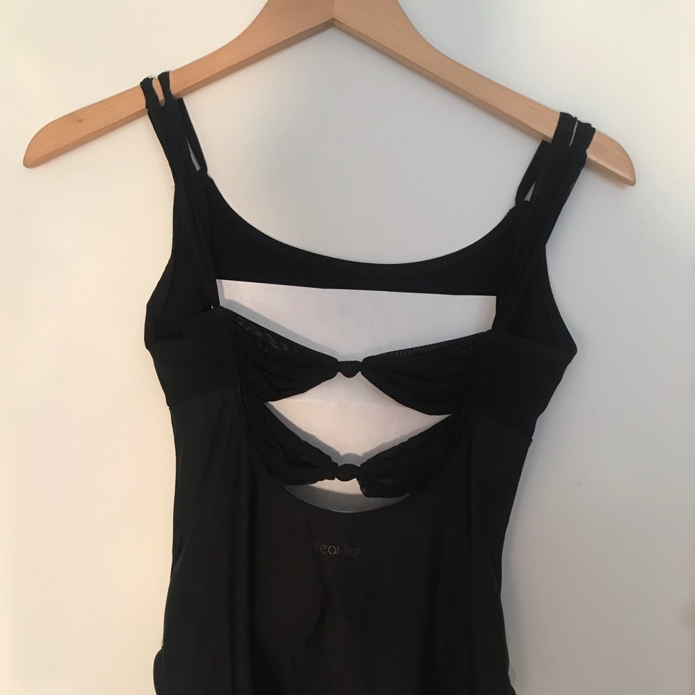 Wear Moi Leo